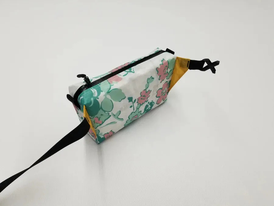High Tail Designs - The Ultralight Fanny Pack "Floral"