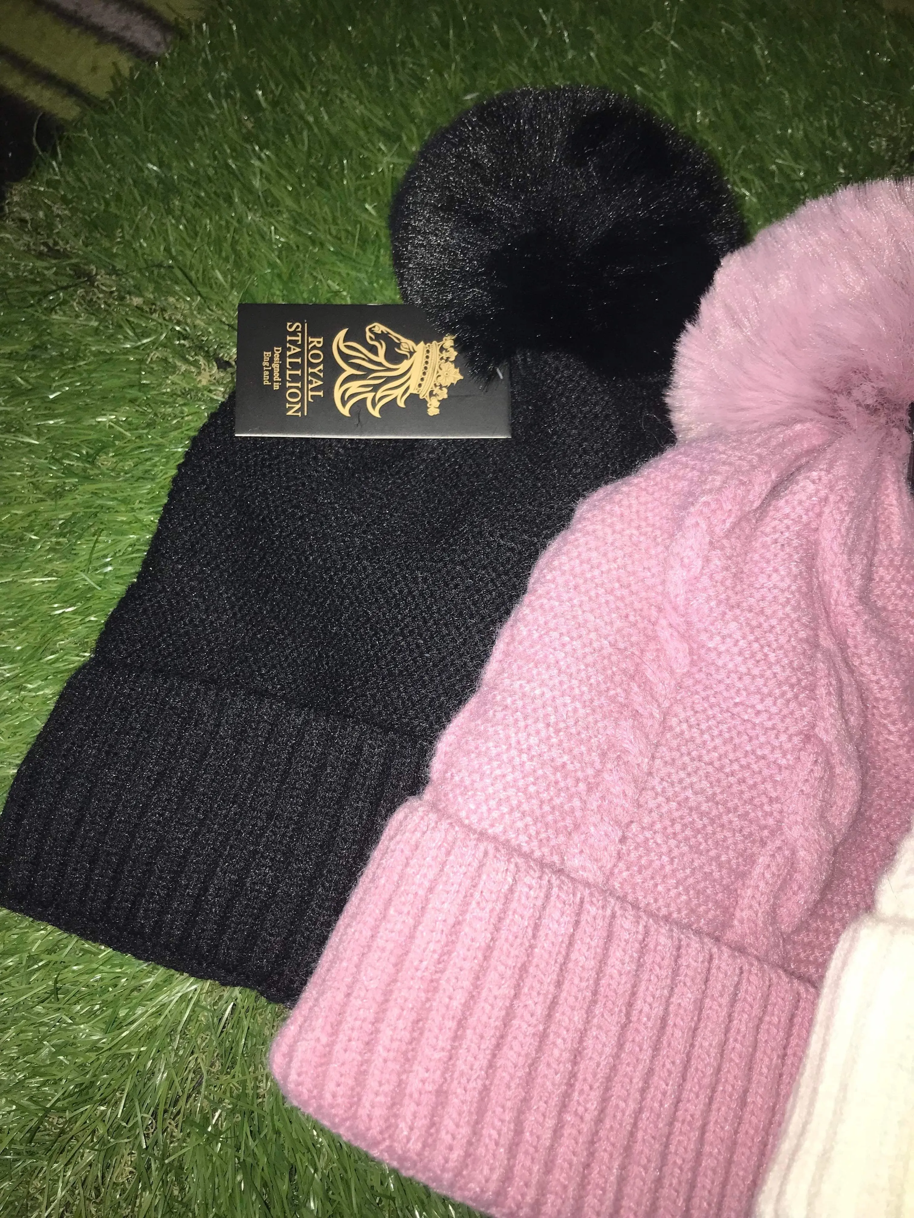 New royal stallion fleece lined Wooly hat with pompom FREE POSTAGE❤️