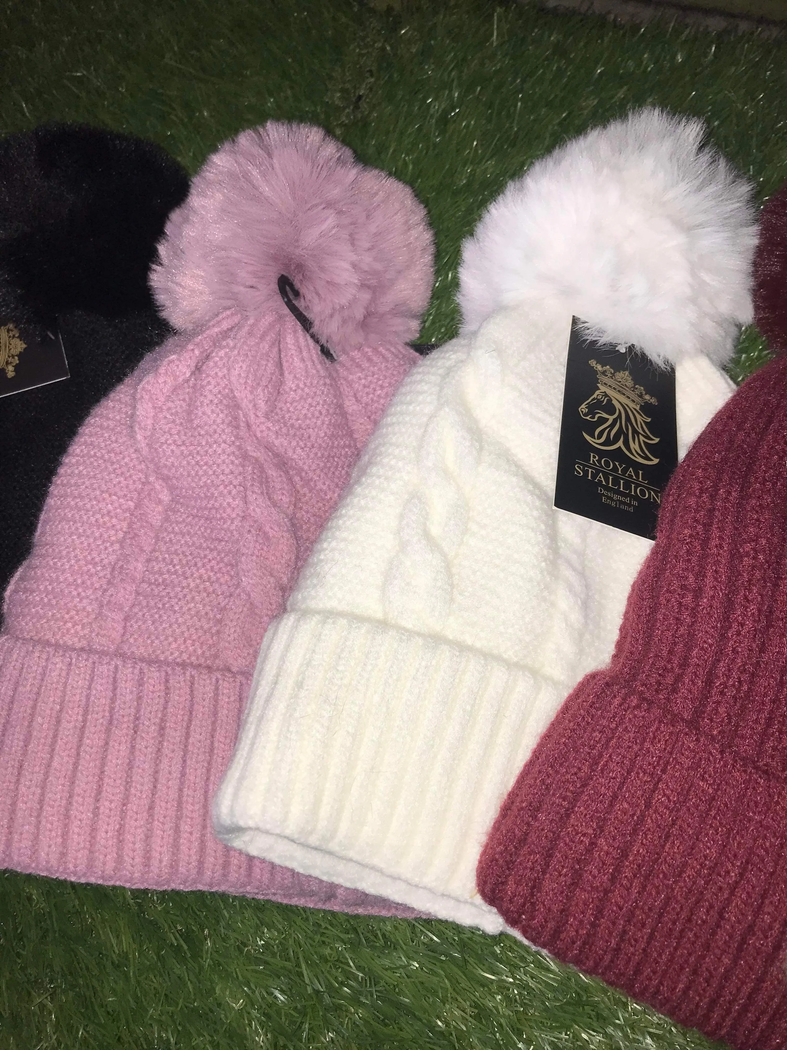 New royal stallion fleece lined Wooly hat with pompom FREE POSTAGE❤️